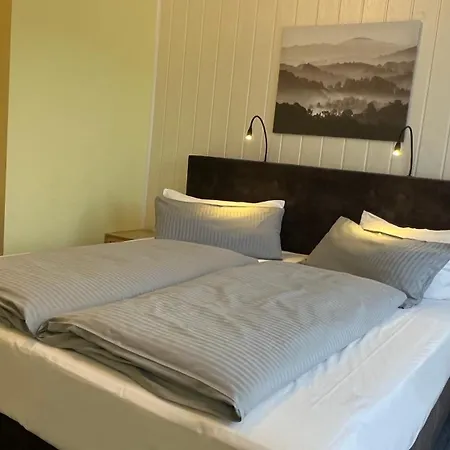 بيت ضيافة Haus Am 4*